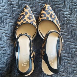 Leopard heels!